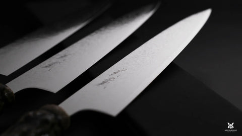 Le rôle des couteaux japonais dans l’art du sashimi et du sushi
