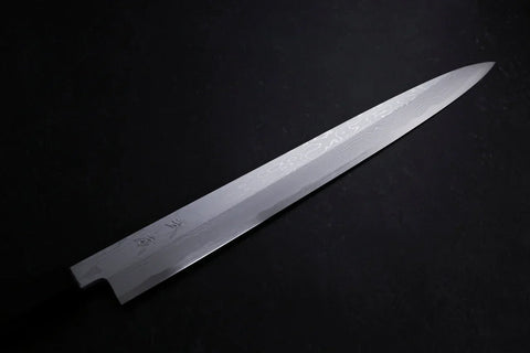 Les Forgerons Japonais Légendaires qui Inspirent nos Couteaux chez MUSASHI JAPAN
