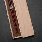 Baguettes en Bois laquées Urushi Gasumi 210mm Rouge avec Coffret en Bois de Paulownia-[Musashi]-[Couteaux de cuisine japonais]