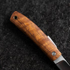 Couteau de Poche AUS-8 Koa Hawaïen Couteau d’Extérieur 55 mm avec Étui Cuir-[Musashi]-[Couteaux de cuisine japonais]