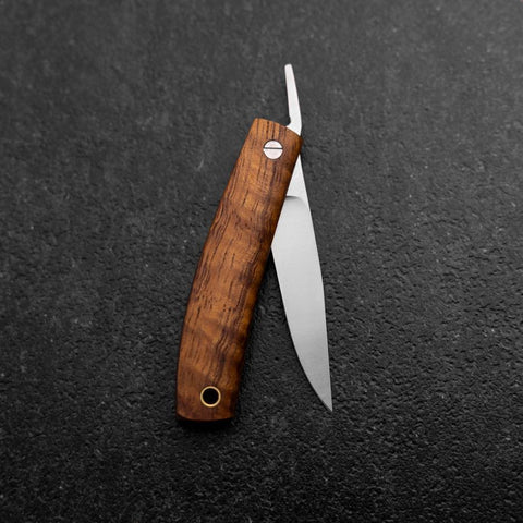 Couteau de Poche AUS-8 Koa Hawaïen Couteau d’Extérieur 55 mm avec Étui Cuir-[Musashi]-[Couteaux de cuisine japonais]