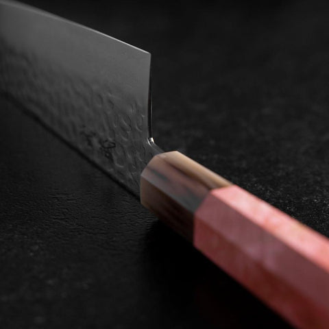 Gyuto VG-10 Miroir Tsuchime Damas Manche en Buffle et Érable Rose foncé 240mm-[Musashi]-[Couteaux de cuisine japonais]