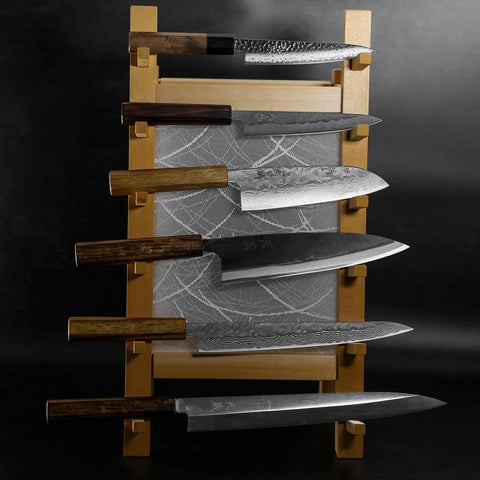 Musashi Kitchen Knives Displaying Sugi-[Musashi]-[Couteaux de cuisine japonais]