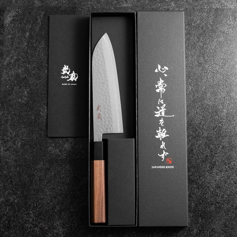 Santoku VG-10 Tsuchime Damas Manche en Noyer 165mm-[Musashi]-[Couteaux de cuisine japonais]